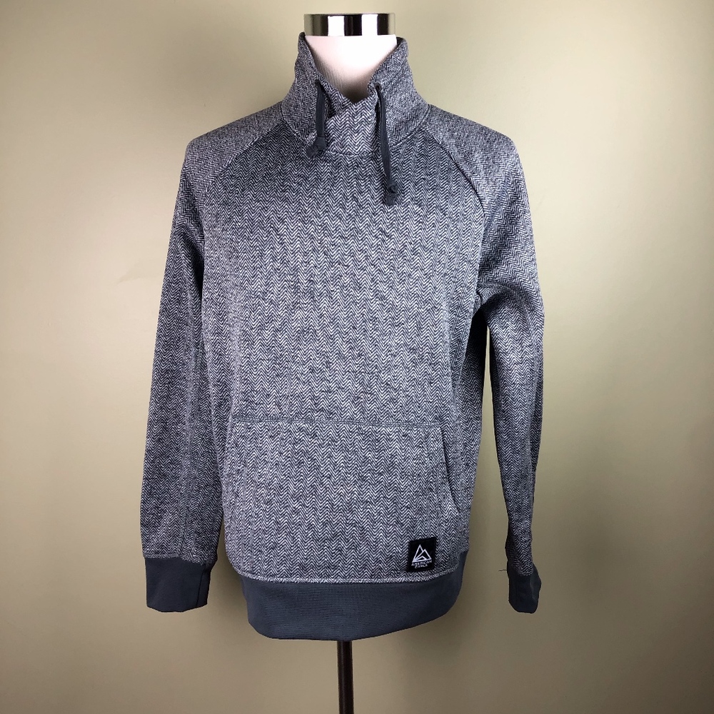 American Eagle Pull Over Hoodie Size Medium